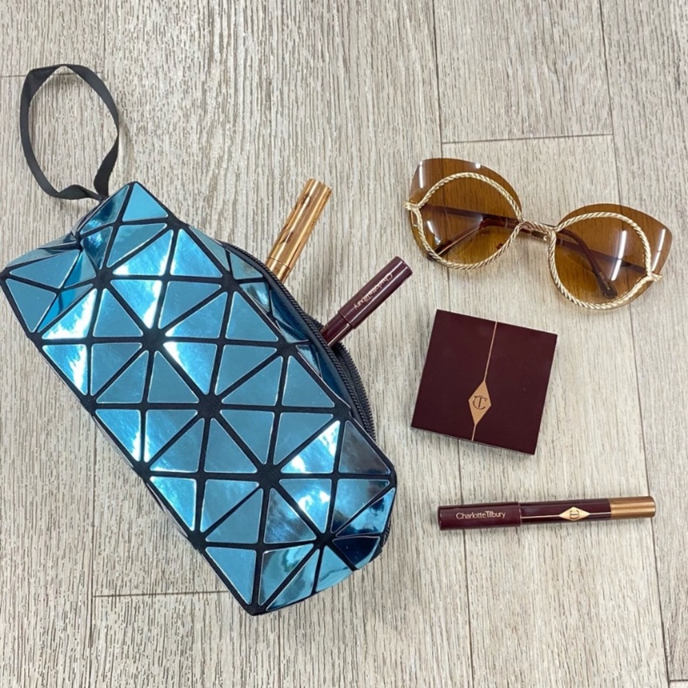 NWT Mirrored Make Up Bag